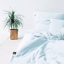 Minimalistische Himmelblaue Bettwasche Von Hop Design Aus Hochwertiger Dicker Baumwolle Bedding Sets Grey Blue Bedding Blue Bed Sheets