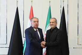 پزشکیان: امروز به برکت خون رهبر شهید، ملت ایران منسجم‌تر و یکپارچه‌تر شده است - ایرنا