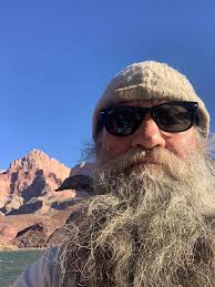 How to tell if a camper is four season?