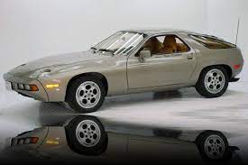 Tom Cruise S 1979 Porsche 928 Fetches At 49 000 There Is No Substitute Risky Business Porsche 928 Porsche Porsche For Sale