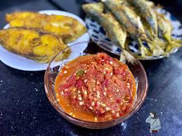 Selepas sarapan, makan tengahari merupakan antara waktu makan yang paling penting. Menu Makan Tengahari Ala Kampung