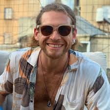 Happy Birthday, M. Shadows. 📷: Steve Thrasher