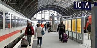 Der wahre wert meines unternehmens, sind unsere mitarbeiter. Jan Bohmermann Kommt Nach Dresden In Die Staatsoperette