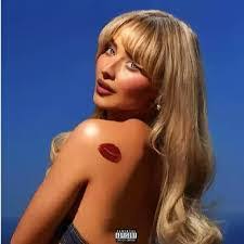 Ashley Eiler's Instagram, Twitter & Facebook