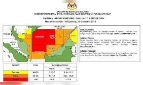 It consists of thirteen states and three federal territories and has a total landmass of 329,847 square kilometres (127,350 sq mi) separated by the south china sea into two similarly sized regions, peninsular malaysia and malaysian borneo. Heavy Rain Strong Wind Advisory Issued For Five States