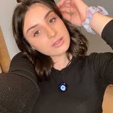 Alyssa Rago (alyssarago__)