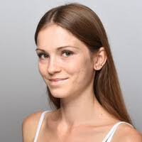 Sarah Scheer's Instagram, Twitter & Facebook