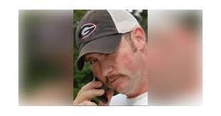 Derrick Cantrell's Instagram, Twitter & Facebook