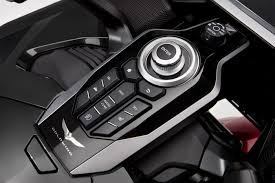 On the helmets the only options are helmet to helmet or the universal link. 2021 Honda Gl1800 Gold Wing Tour Motorcycle News From Sbn