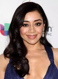 Aimee joined the cast of the show during season 5 and played carmen's niece veronica. Aimee Garcia Biografie