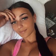 Lilly Watkins's Instagram, Twitter & Facebook