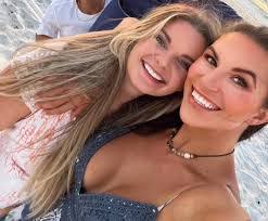 Robbie Welsh's Instagram, Twitter & Facebook