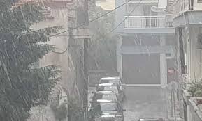 Γιά να προσθέσουμε την δική σας κάμερα επικοινωνήστε μαζί μας στο livecamerasgr@gmail.com. Kairos Kozanh Dynath Kataigida Kai Xalazi Video