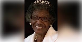 Nakia Briggs's Instagram, Twitter & Facebook