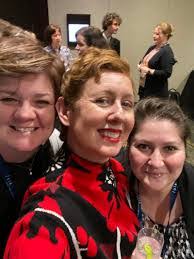 Simona Hamilton's Instagram, Twitter & Facebook