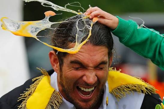 Egg throwing world championships take place in England in front of egg-cited  spectators - ABC News