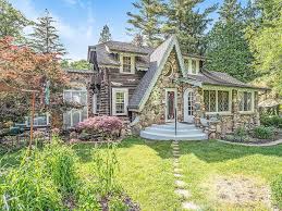 Explore thousands of handpicked cottages. Like A Fairytale Over Seven Acres In Michigan With A Guest House 285 000 The Old House Life