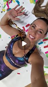 Sydney Cummings Houdyshell (@sydneycummings_)