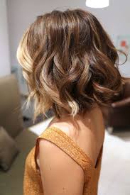 Cheveux châtain cendré, plus de naturel reflet roux sur cheveux chatain clair. Ombre Blonde Osez L Ombre Hair Sur Cheveux Noir Et Chatain