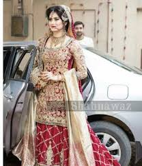 Indian Bridal Photo Shoot Ideas And Images In 2020 Bridal Dresses Pakistan Red Bridal Dress Bridal Dress Fashion