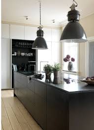 Schwarze Kuche Bilder Ideen Fur Dunkle Kuchen Kuchenfinder Dunkle Kuche Kuche Schwarz Dunkle Kuchen