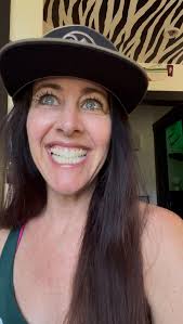 1:1 coaching is back! There's nothing I love more than helping people  prioritize what matters most, go after their goals + dreams, and supporting  them through it all