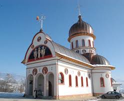 Conceputa ca un ansamblu manastiresc traditional manastirea sfintii trei ierarhi (vasile cel. Manastirea Sfintii Trei Ierarhi Gruiul Lupului Crestinortodox Ro