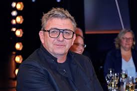 Hans Sigl: "Egos zurückstellen!" Offene Worte über seine Patchworkfamilie |  GALA.de