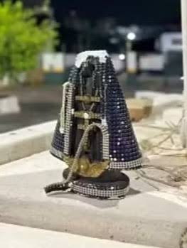 Imagem de Nossa Senhora Aparecida &eacute; encontrada sem cabe&ccedil;a em Cuiab&aacute;