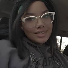 How many married couples still get butterflies when they see their spouse