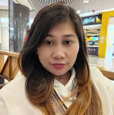 Look at my early Valentine's Day surprise for Chesca! With the help of Red  Ribbon, I was able to achieve this. Thanks so much! Buti na lang walang  traffic