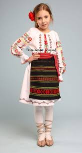 Costume populare copii in categoria haine dama. PÄƒcat Indeaproape RudÄƒ Costume Populare Copii Trandafirul Galben Ro