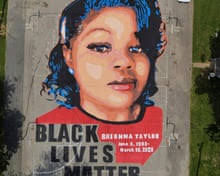 Kentucky police fatally shoot man while serving warrant at wrong home