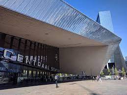 Rotterdam is a city of blustery vistas and wide, open spaces, but there's also a great deal to see and do within walking distance of centraal station. Central Station Architecture Rotterdam Pages
