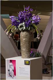 Bank of memories & flowers. 10 Amazing Floral Creations By Milwaukee Wedding Florists