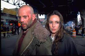 But this benefits from a fantastic script by david and janet peoples, bruce willis in his prime and a very early glimpse of brad. 12 Monkeys Own Watch 12 Monkeys Universal Pictures