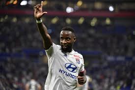 Moussa dembele collapses to the ground during atletico madrid training session gautam kapoor. Lyon President Not Interested In Juventus Offer For Moussa Dembele Bleacher Report Latest News Videos And Highlights