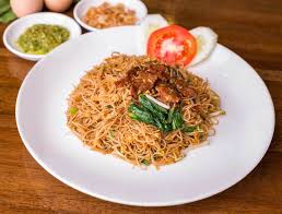 Resep telur goreng krispi kriuk kriuk (crispy fried eggs recipe). Kalori Bihun Goreng