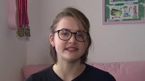 Anorexia: Lara Rebecca's recovery watched online by millions