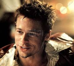 Und die deutschen sind einmal mehr nur klischee. Brad Pitt Kurze Haare