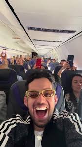 ¿Te atreves a perderte para descubrir el paraíso? 🗺️ Acompáñenme a viajar  al #DestinoOculto de @vuelawingo y @coronacolombia_ Definitivamente, la  mejor decisión de último minuto que hemos tomado. 🏝️. ...