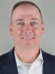 Kyle Teeter's Instagram, Twitter & Facebook