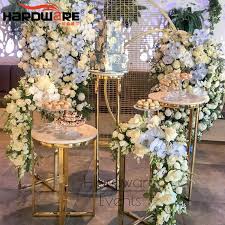 About 9% of these are dining tables. China Modern Furniture Gold Plated Stainless Steel Luxury Wedding Cake Table Decoration China Party Cake Table And Acrylic Cake Table Price
