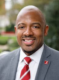 Alabama's Dean of Students resigns allegedly after old tweets resurface