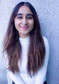 Neha Chawla's Instagram, Twitter & Facebook