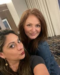 Kelli Rasberry's Instagram, Twitter & Facebook