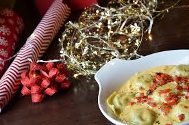 You can use gift cards for any darden restaurant throughout the company, including olive garden, longhorn steakhouse, bahama breeze, seasons 52 and yard house locations. 2015 Holiday Gift Card Deals At Olive Garden Longhorn Steakhouse Raising Whasians