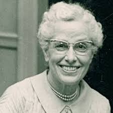 Lenore Richards's Instagram, Twitter & Facebook