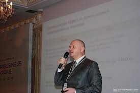 В 1976 году владимир ященко установил мировой рекорд для юниоров — 222 см, побив рекорд валерия брумеля. Vedenie Agrobiznesa V Ukraine Perspektivy 2014 Goda Latifundist Com