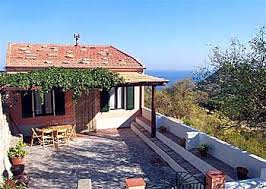 Aussenansicht Ferienhaus Casa Oleandro Elba Ferienhaus Italien Ferienhaus Elba Ferienhaus